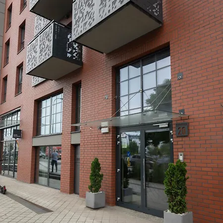 Apartment Riverfront Motlawa By Palm Aparts